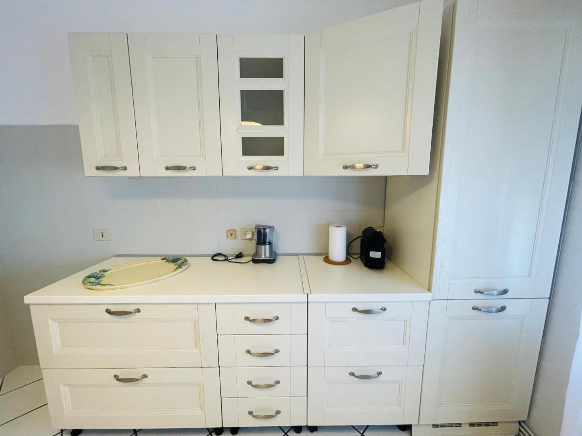 Family Apartment Piazza Milano - Jesolo Экстерьер фото